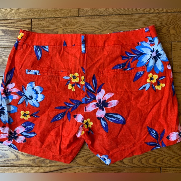 Old Navy Linen Everyday Short, Red Floral, Size 6 - Picture 2 of 6
